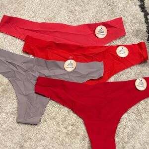 Amazon Women's Panties Set - Red and Gray